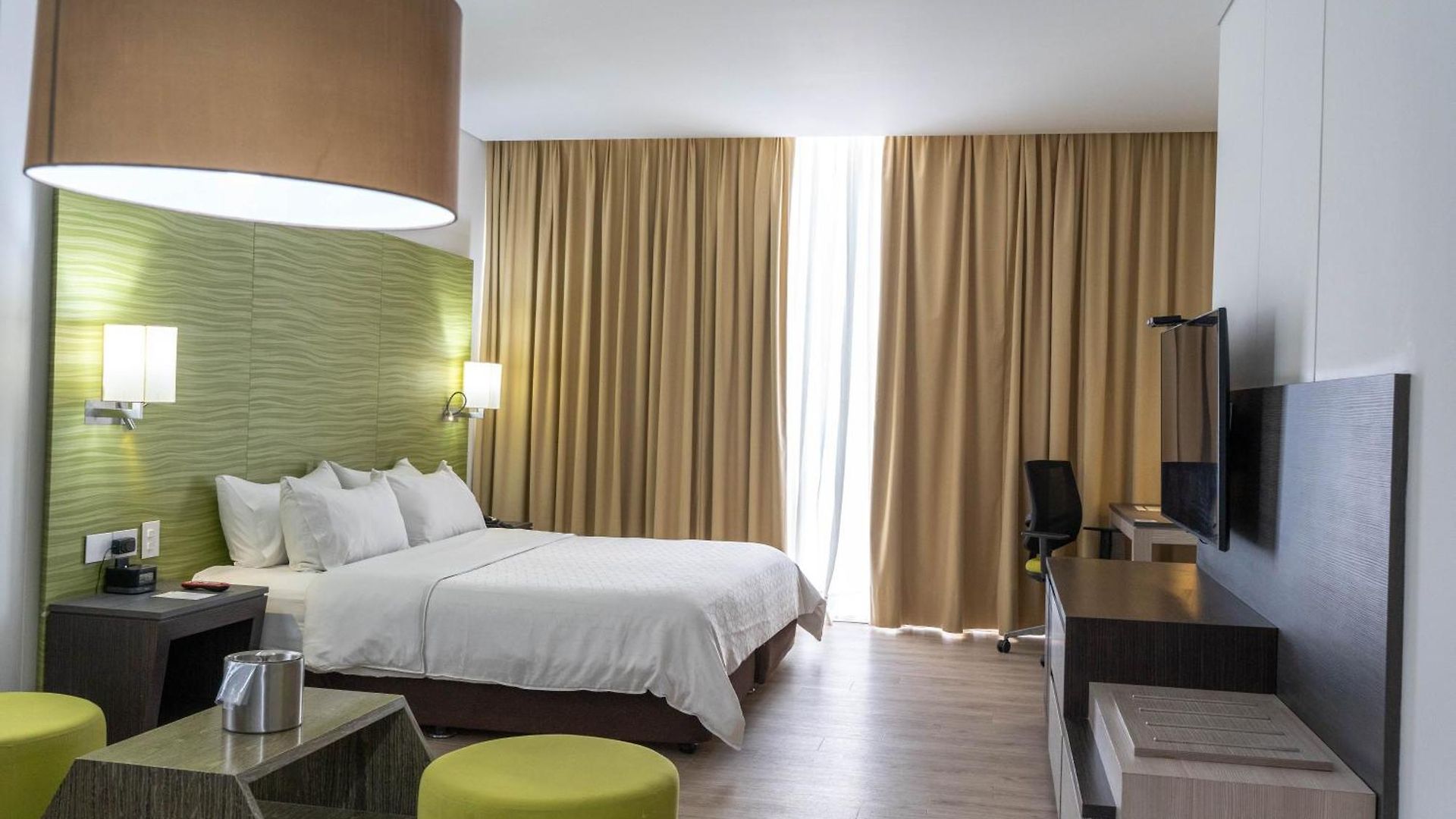 Hotel Express - Bocagrande By Ihg