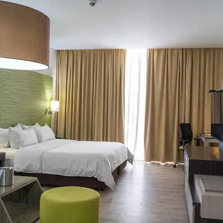 Hotel Express - Bocagrande By Ihg