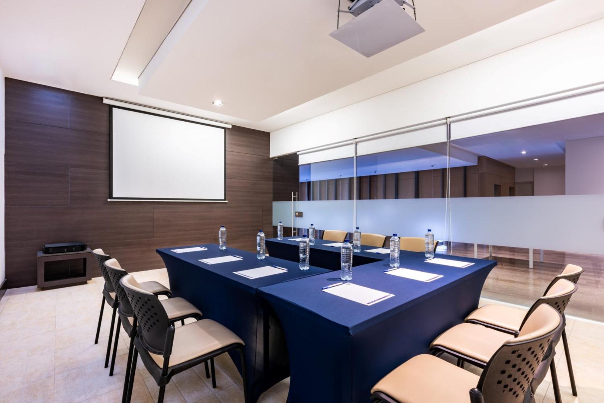 Hotel Express - Bocagrande By Ihg 4*